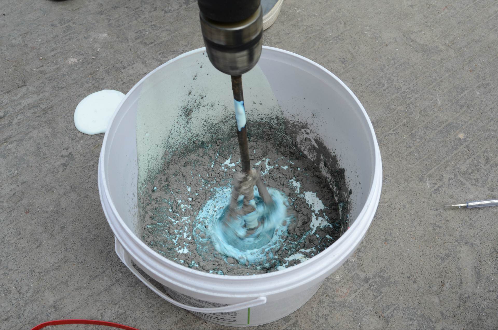 js防水涂料多少钱一桶_房子装修要用多少桶防水_房子装修要多少桶防水